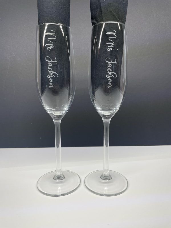 Wedding Personalised Champagne Flutes - Mr and Mrs/Mr and Mr/Mrs and Mrs - Image 2